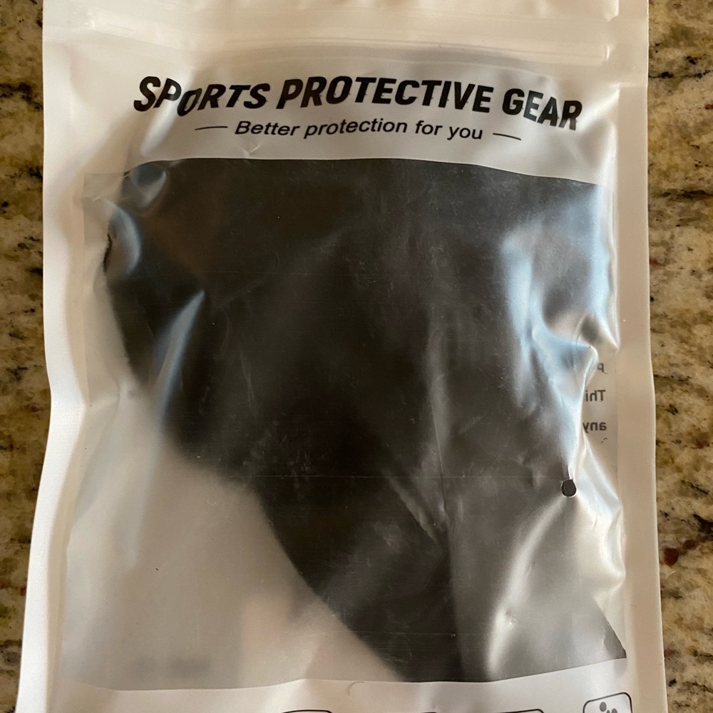 Black Sports Protective Gear Set of 5 Thumb Splints Brand New Unopened